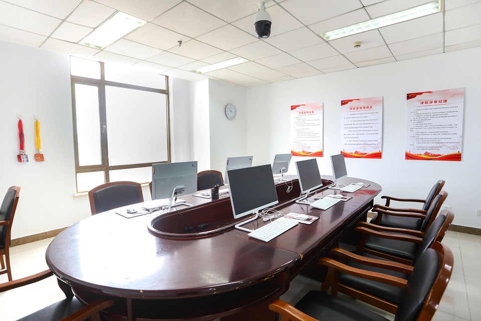 一号评标室（电子化评标室）02